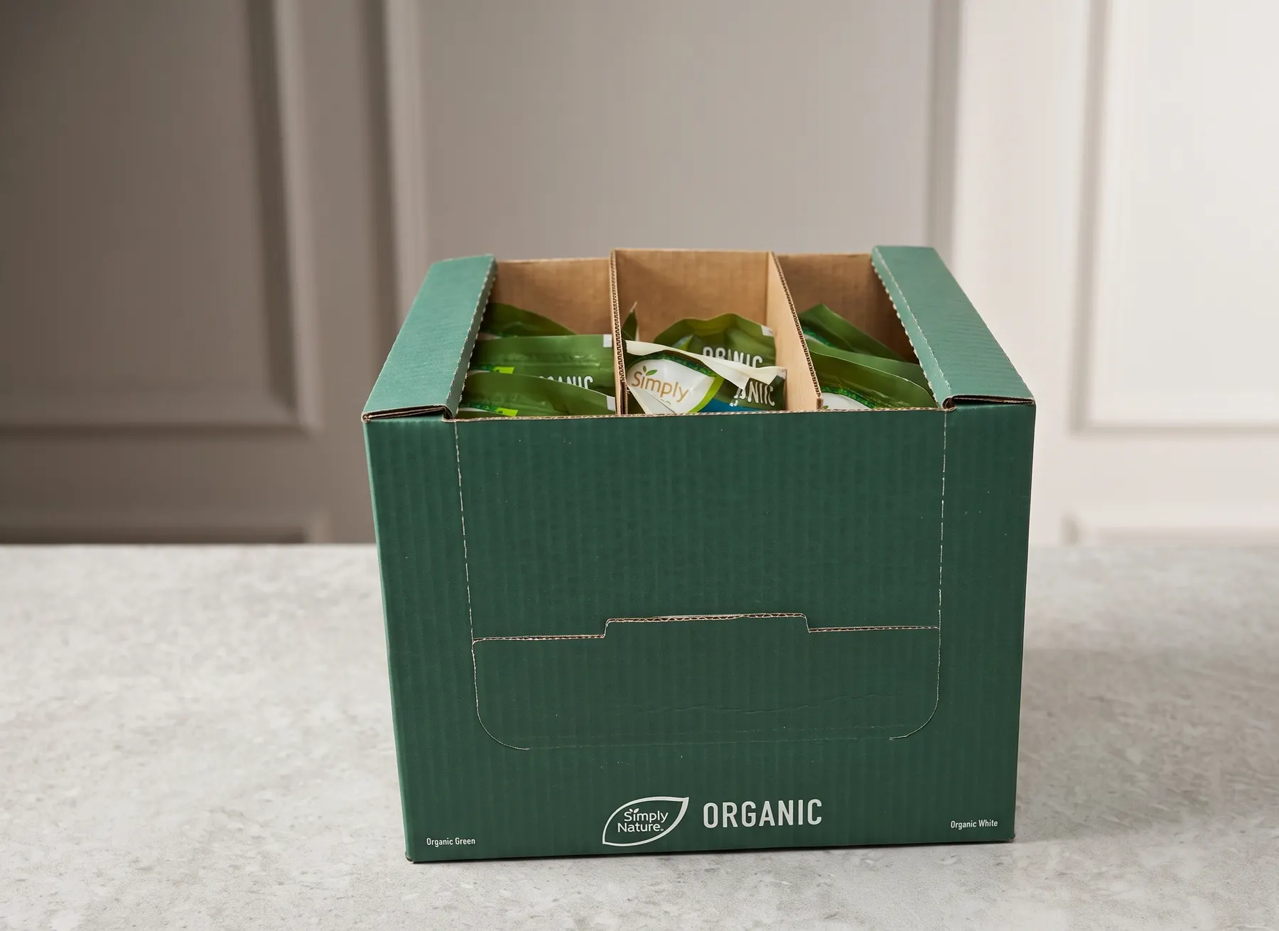 Green printed shelf-ready shipper for organic products